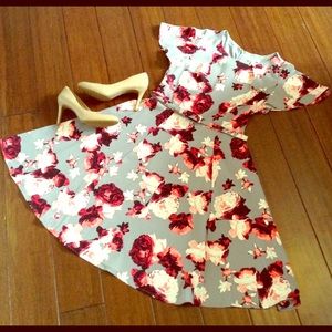 Eva Mendes Floral Dress!